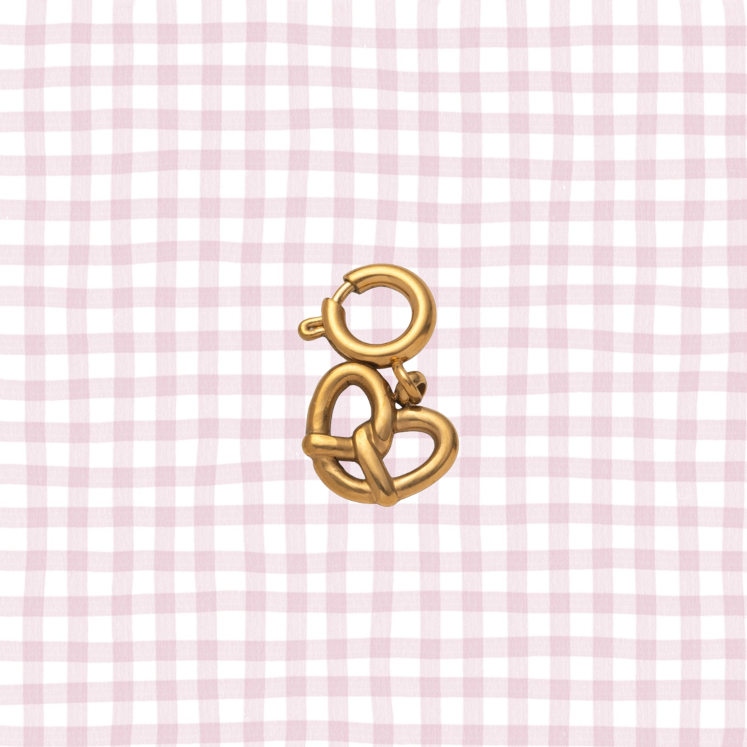 PRETZEL CHARM