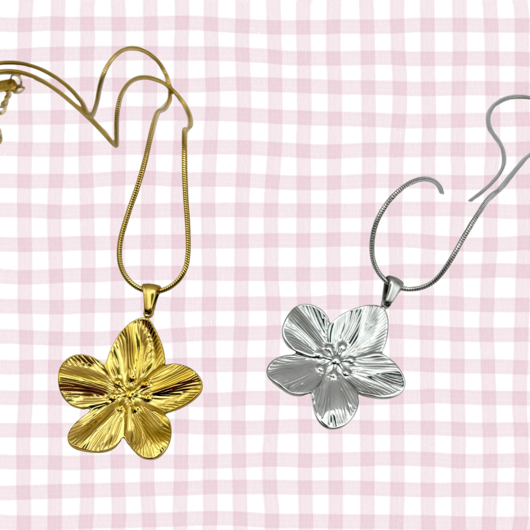 BLOSSOM FLOWER NECKLACE