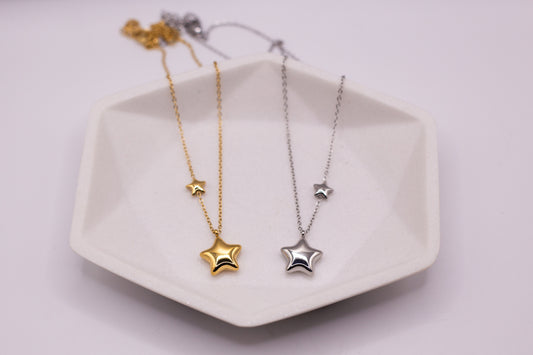 SKYLAR STAR NECKLACE