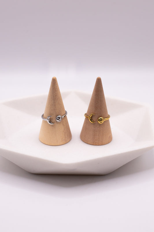 DAY AND NIGHT ADJUSTABLE RING