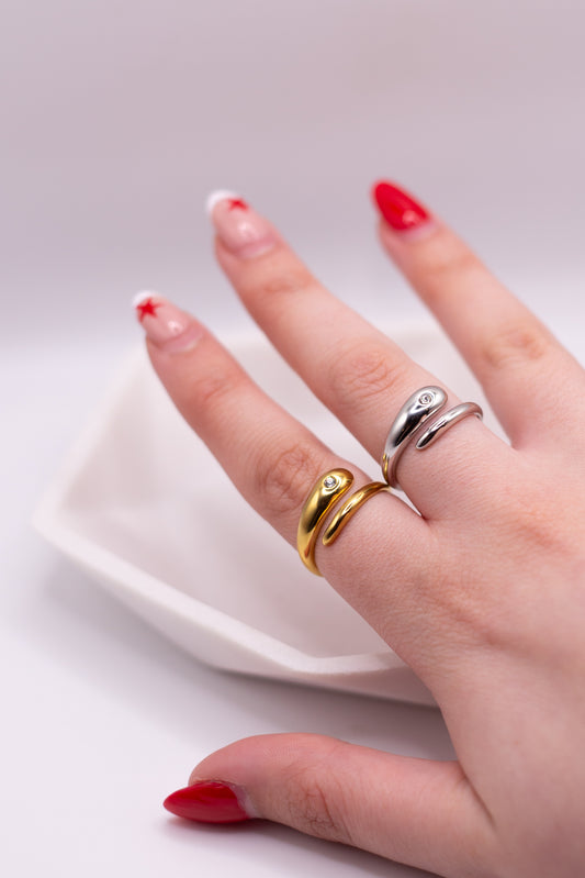 MADELINE ADJUSTABLE RING