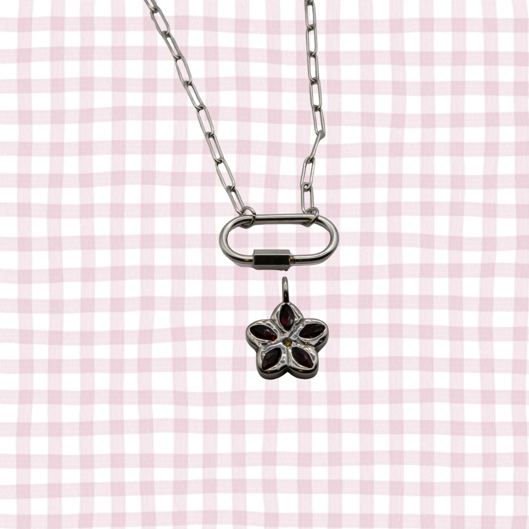 DARK FLOWER CHARM