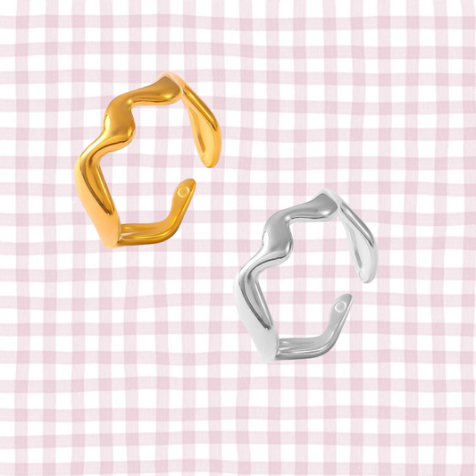 ADJUSTABLE SERENA SQUIGGLE RING